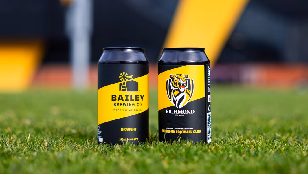 Bailey Brewing 140 years cans